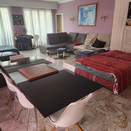 Big Apart 140M2 5Min Walk To Beach Sea &Promenade 3 Double Rooms,Big Living Room 42M2, 3 Showers,9 Beds, Free Parking Nizza Esterno foto